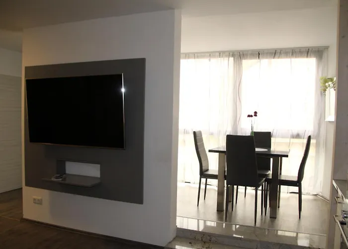 Exclusiv アパート